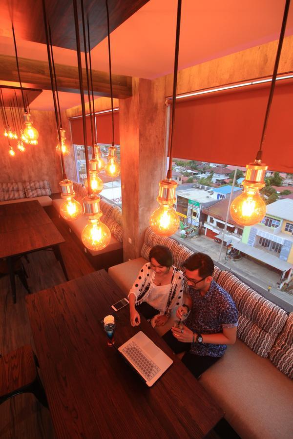 Palmy Exclusive Hotel Tanjung Redep Buitenkant foto